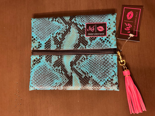 Aqua Viper Small Makeup Junkie bag